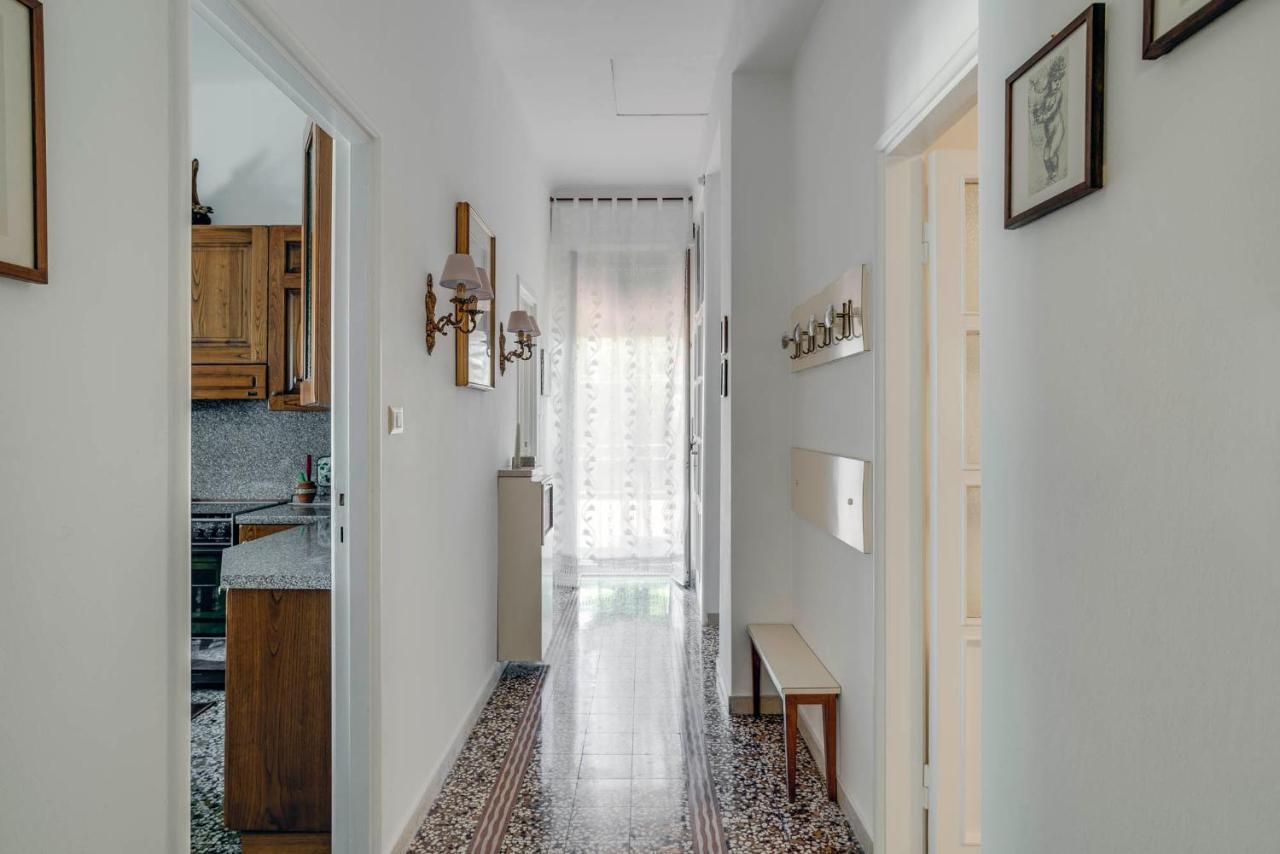 Sentirsi A Casa, Lontano Da Casa-Feel At Home Away From Home Caronno Pertusella Exterior photo